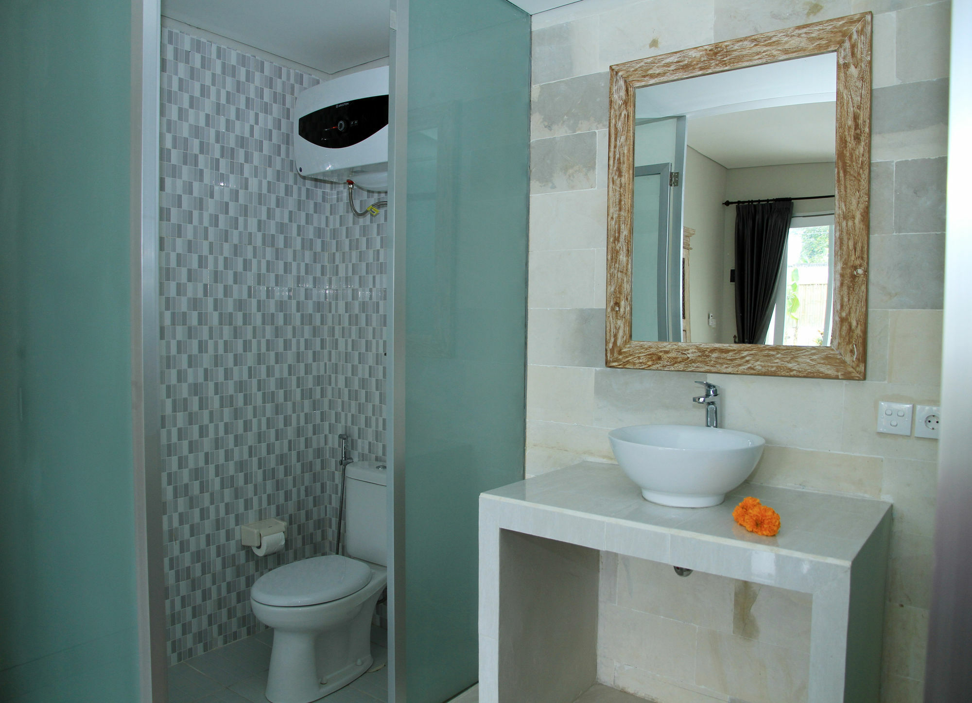 Asung Guesthouse Canggu Eksteriør billede